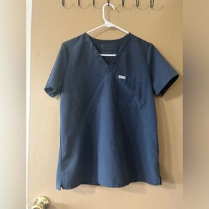 Figs night sky women’s scrub top. Size S